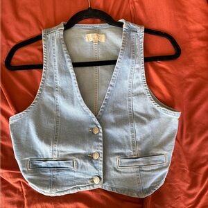Cropped denim vest